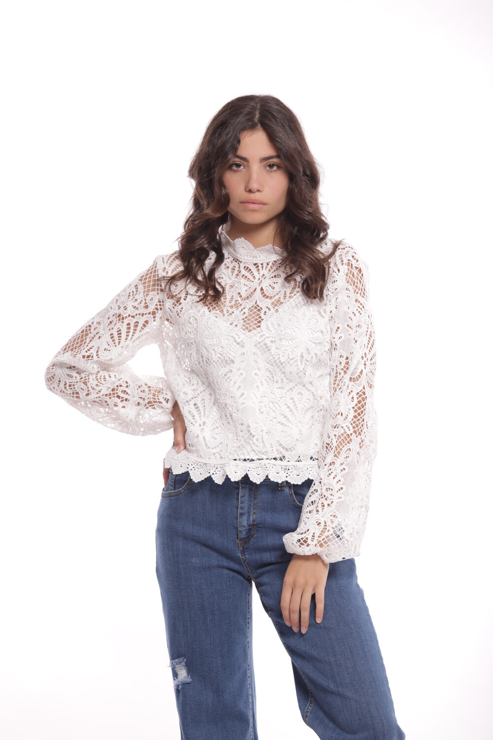 BLUSA RICAMATA