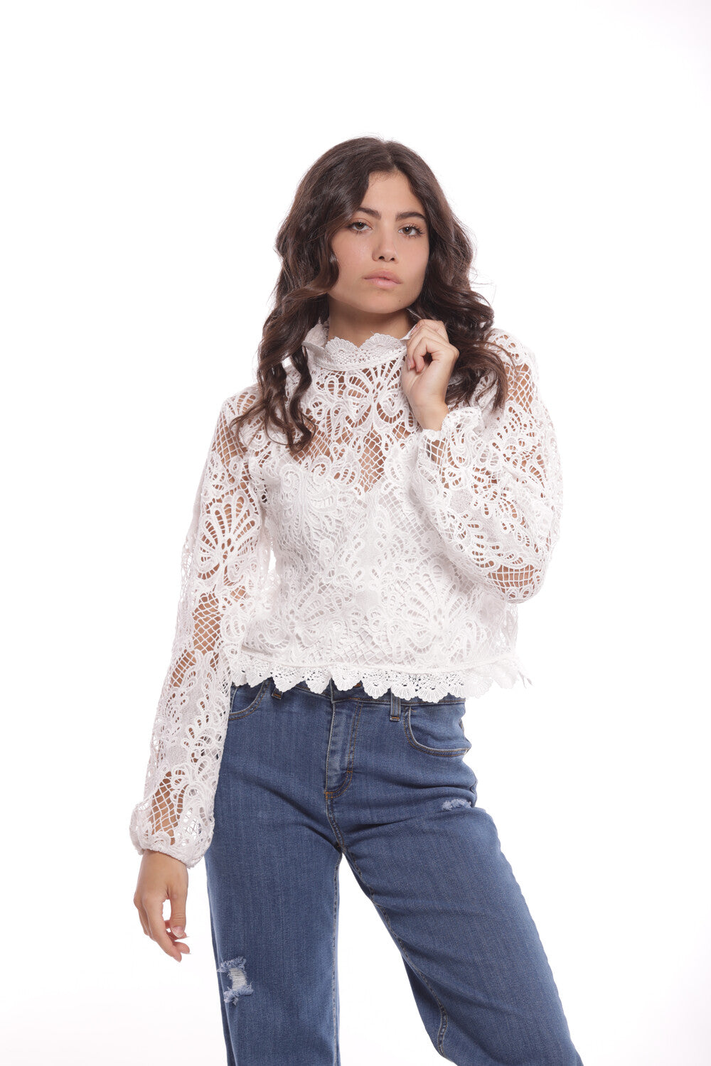 BLUSA RICAMATA