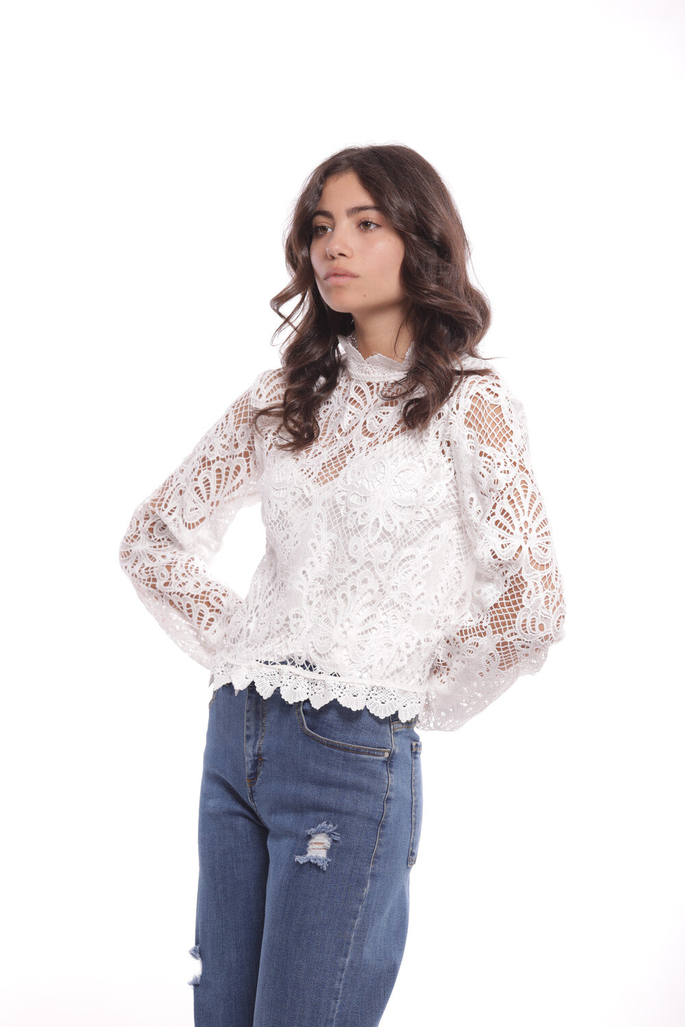 BLUSA RICAMATA